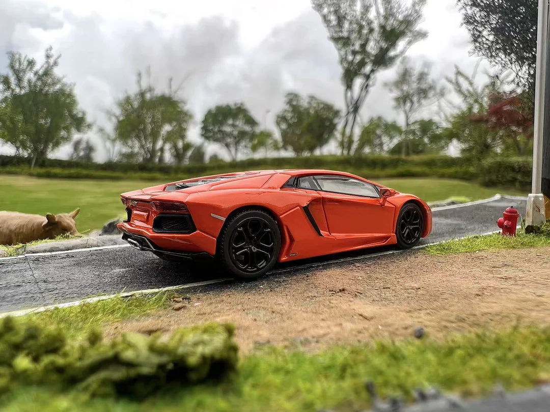 Vehicle Art 1/64 Lamborghini Aventador LP-700-4 Limited Edition 305/350 With Acrylic Case