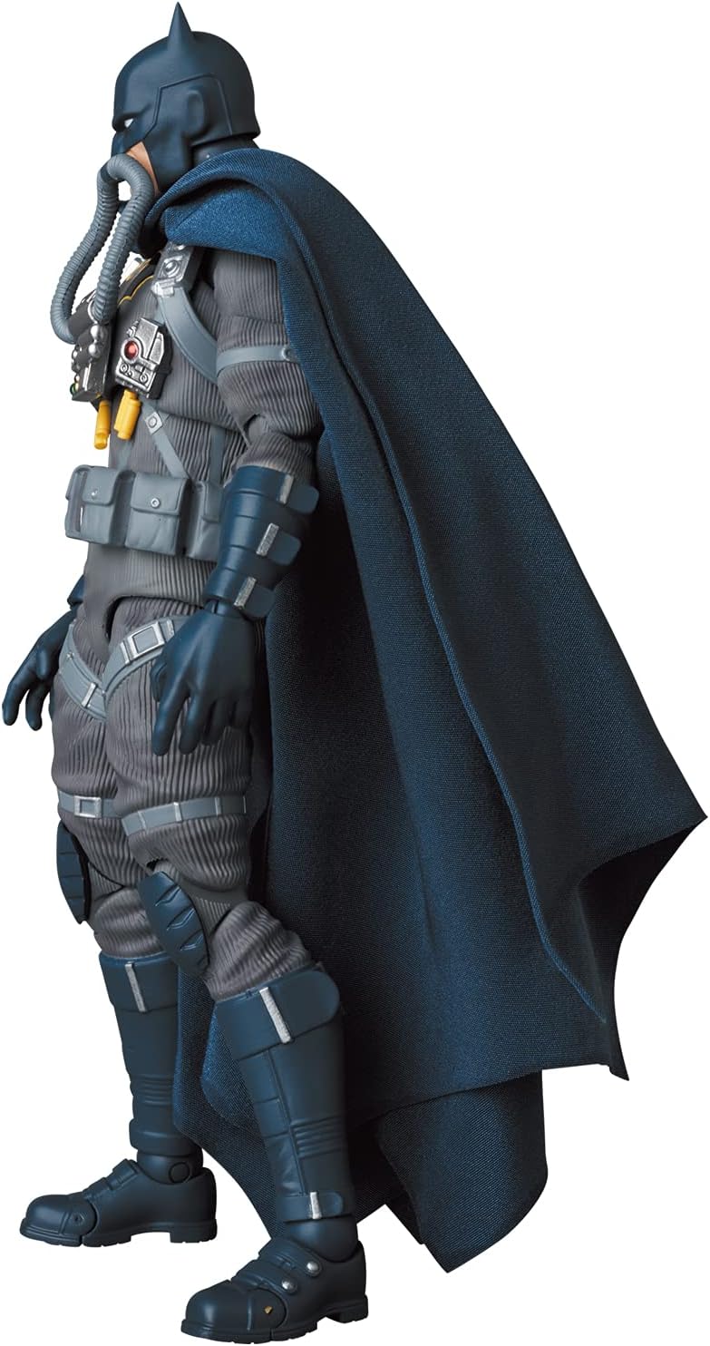 Mafex Stealth Jumper Batman