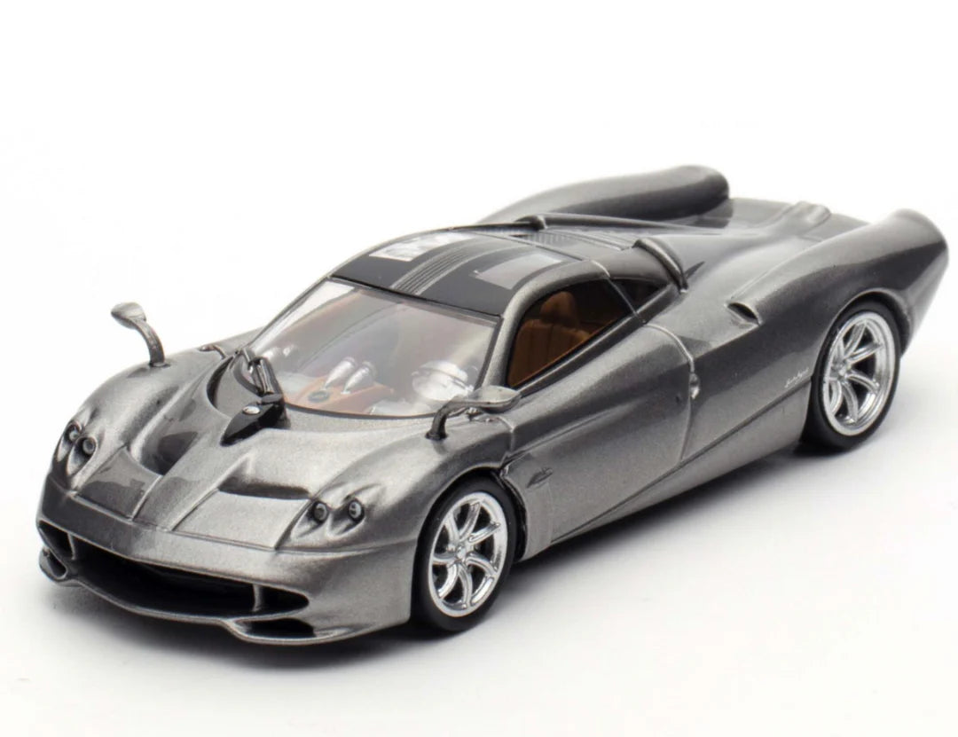 CM Model 1/64 Pagani Huayra Codalunga With Acrylic Case