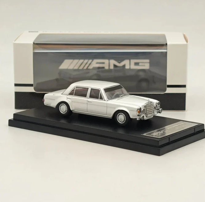 BSC 1/64 Mercedes-Benz 300SEL W109 Limited Edition 116/699 With Acrylic Case