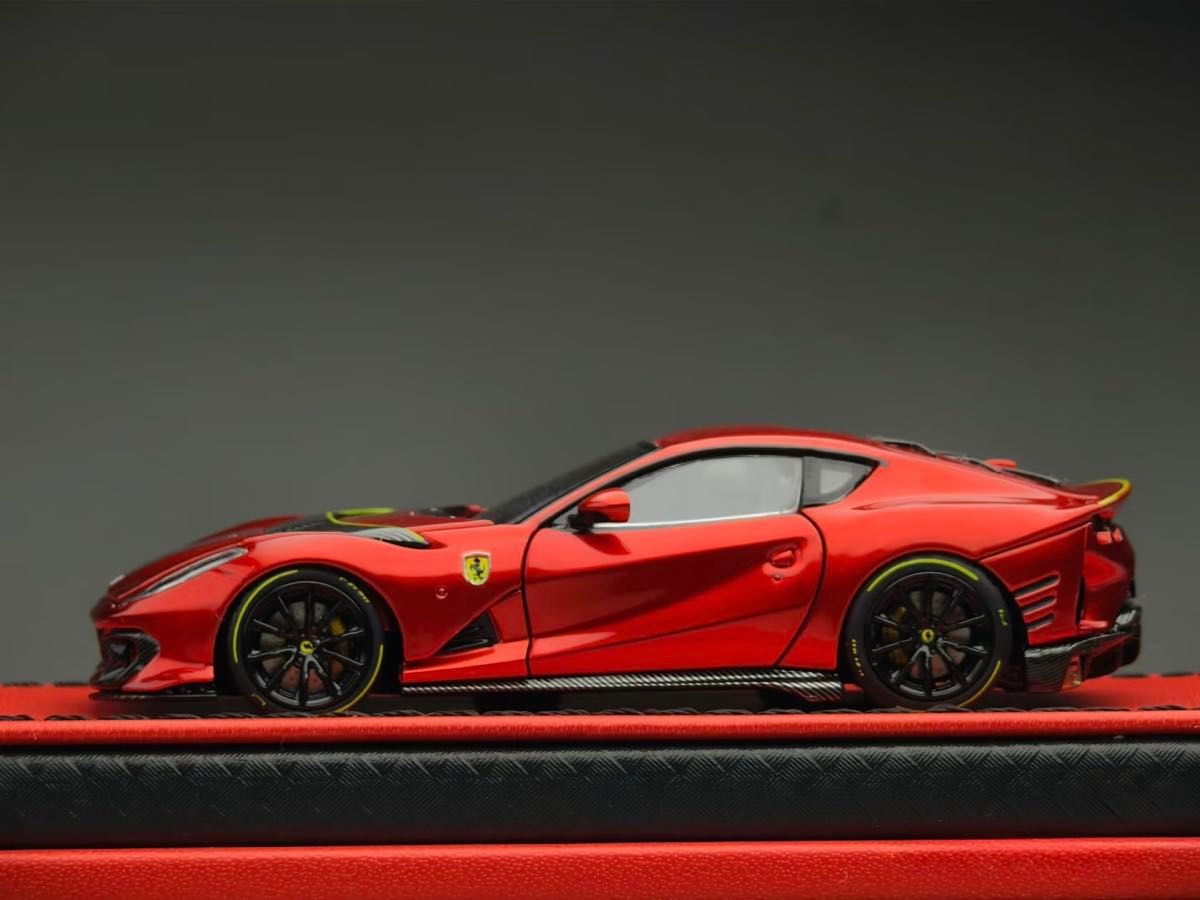 Glamcraft 1/64 Ferrari 812 Competizione Fully Openable Parts Limited Edition 1 Of 1000 Units With Acrylic Case & Polishing Cloth