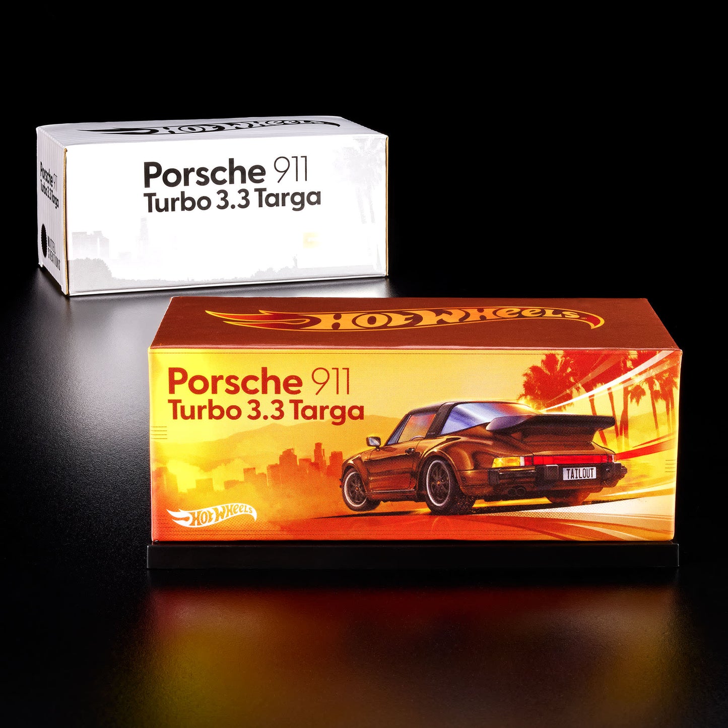 Hot Wheels Porsche 911 Turbo 3.3 Targa Red Line Club Exclusive With Acrylic Case