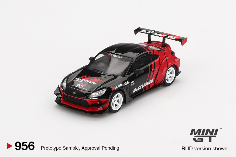 Mini GT GR86 HKS Type R ADVAN