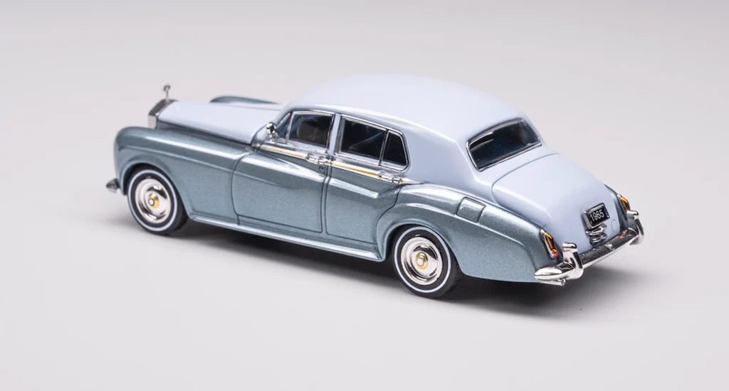 GFCC 1/64 Rolls Royce Silver Cloud III With Acrylic Case & Soft Protector Case