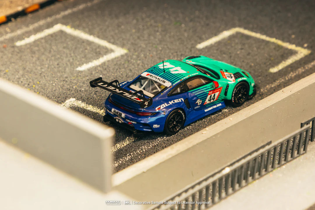 Tarmac 1/64 Porsche 911 GT3 R Nurburgring 24H 2023 With Acrylic Case
