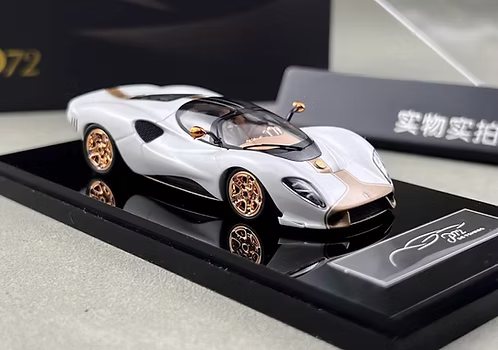 Mirage 1/64 P72 De Tomaso With Acrylic Case