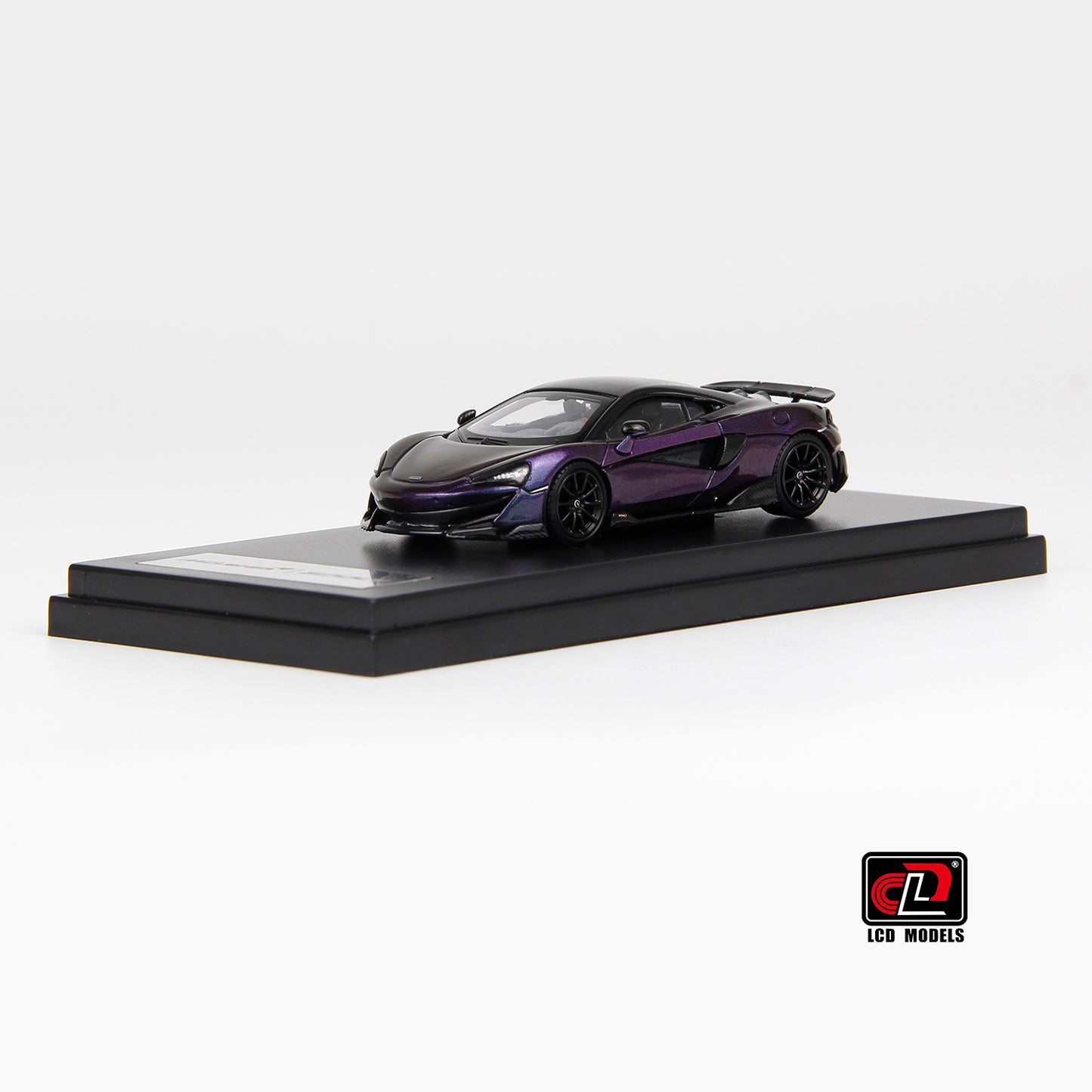 LCD Models 1/64 McLaren 600LT Chameleon With Acrylic Case