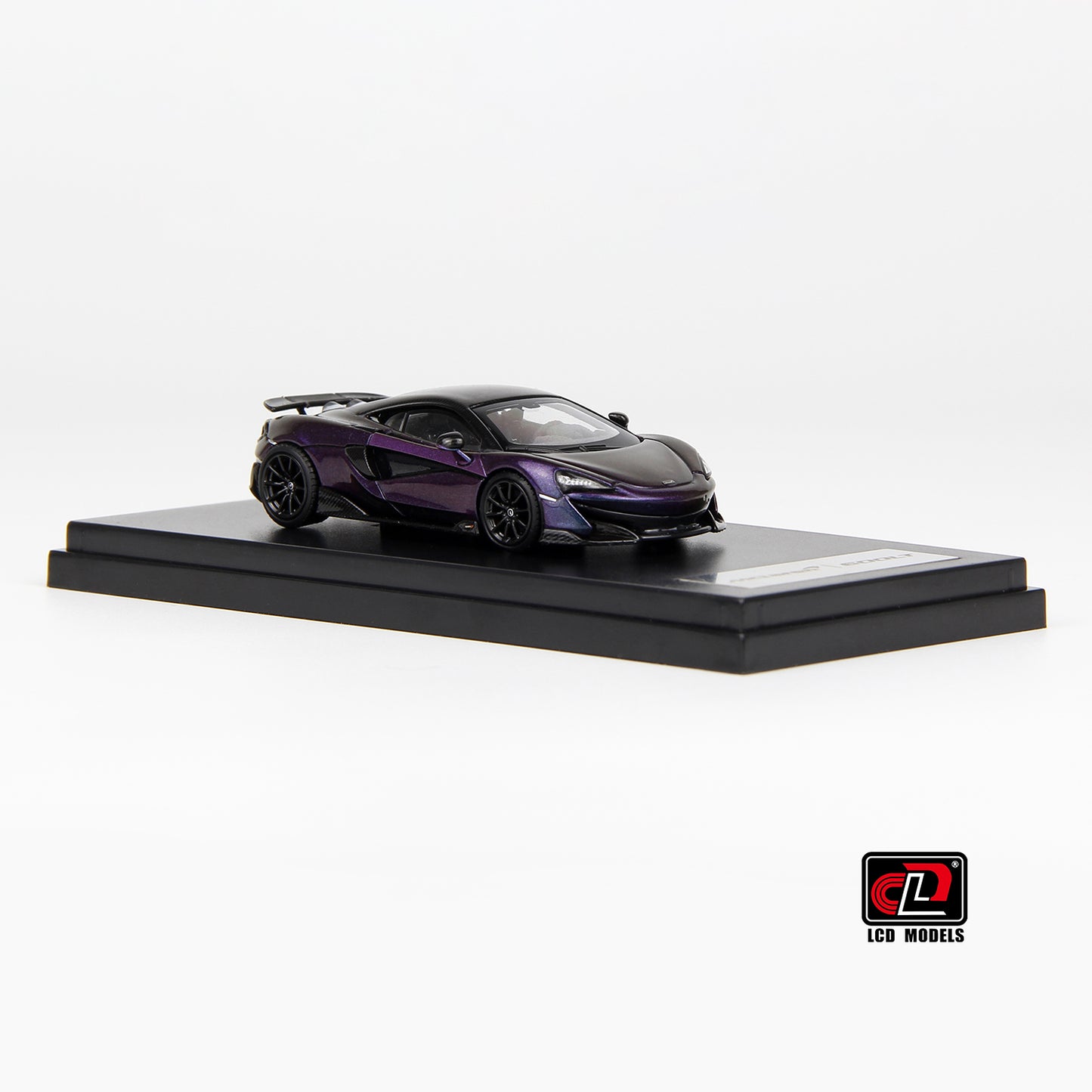 LCD Models 1/64 McLaren 600LT Chameleon With Acrylic Case