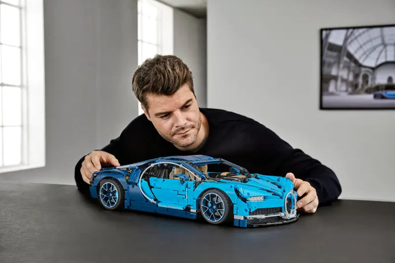 Lego Technic Bugatti Chiron #42083
