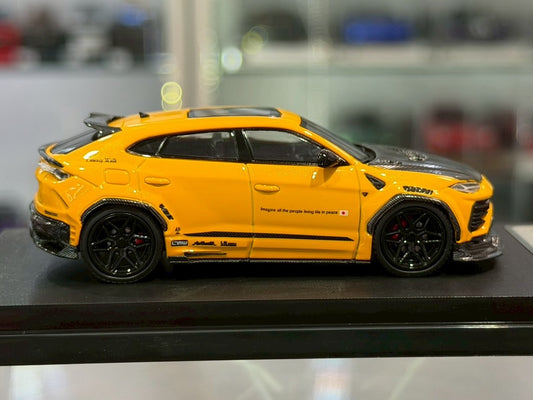 Flame Model Resin 1/64 LBWK Wide Body Lamborghini Urus Limited Edition 999 Units With Acrylic Case
