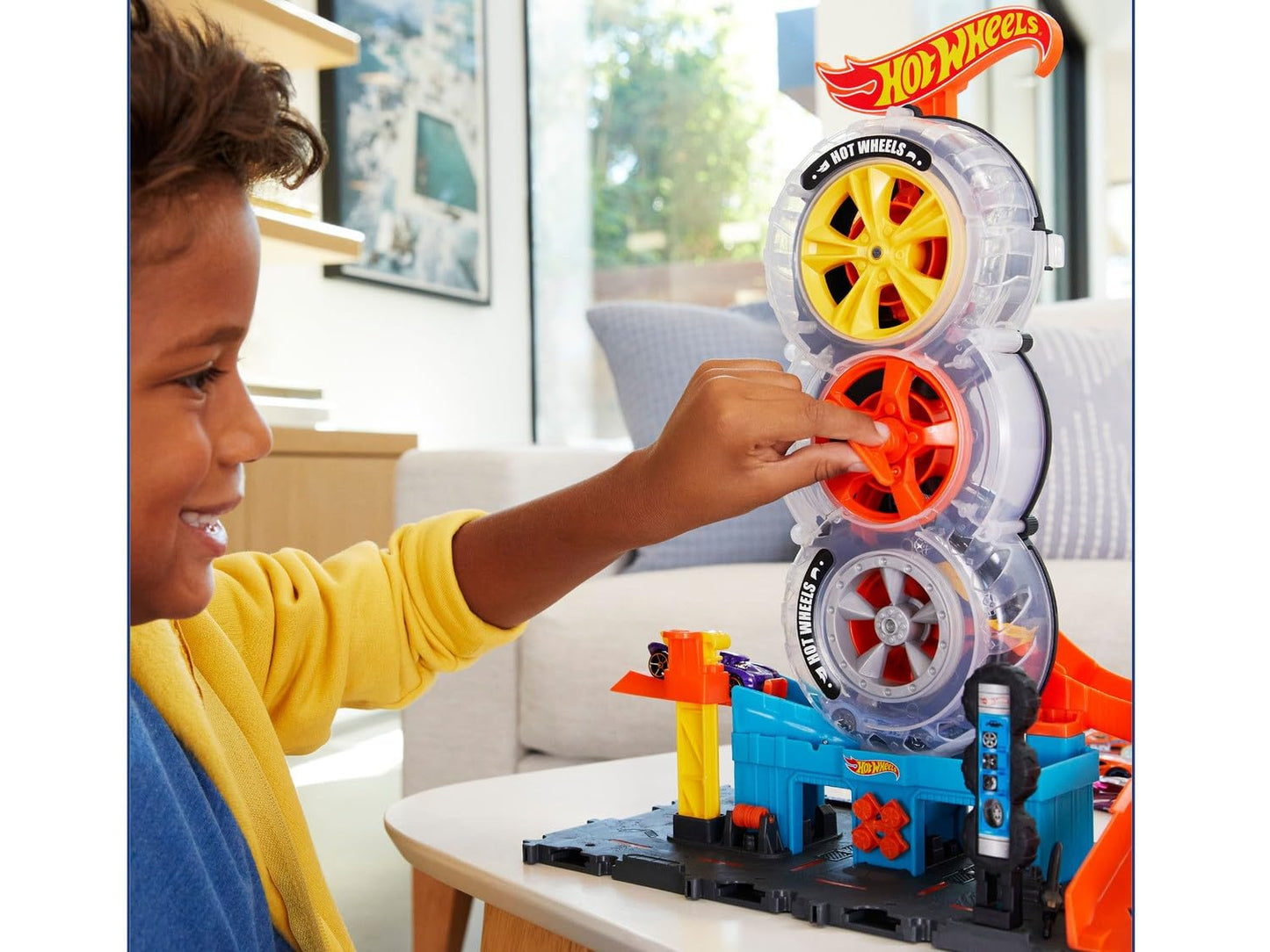 Hot Wheels City Super Twist Tire Shop Playset