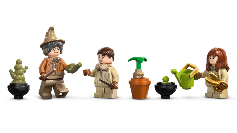Lego Harry Potter Hogwarts Castle: Herbology Class #76445