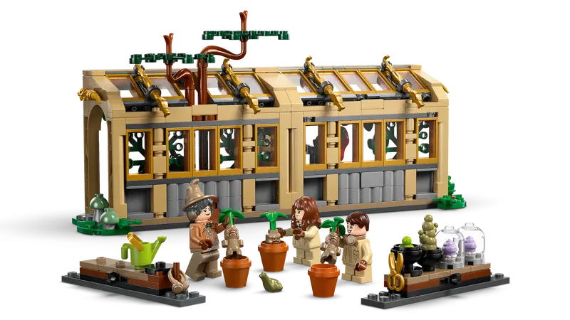Lego Harry Potter Hogwarts Castle: Herbology Class #76445