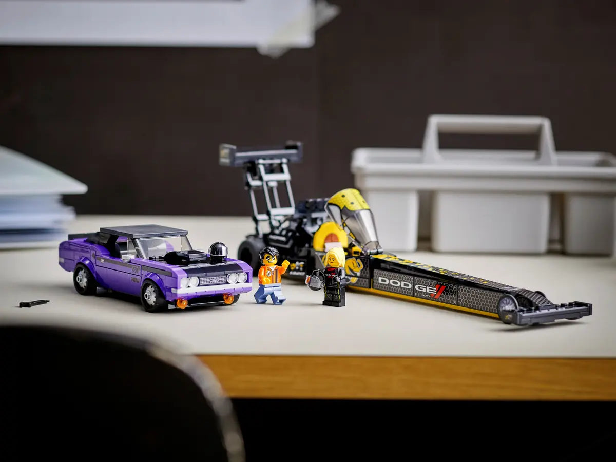 LEGO 76904 Speed Champions Mopar Dodge//SRT Top Fuel Dragster and 1970 Dodge Challenger T/A