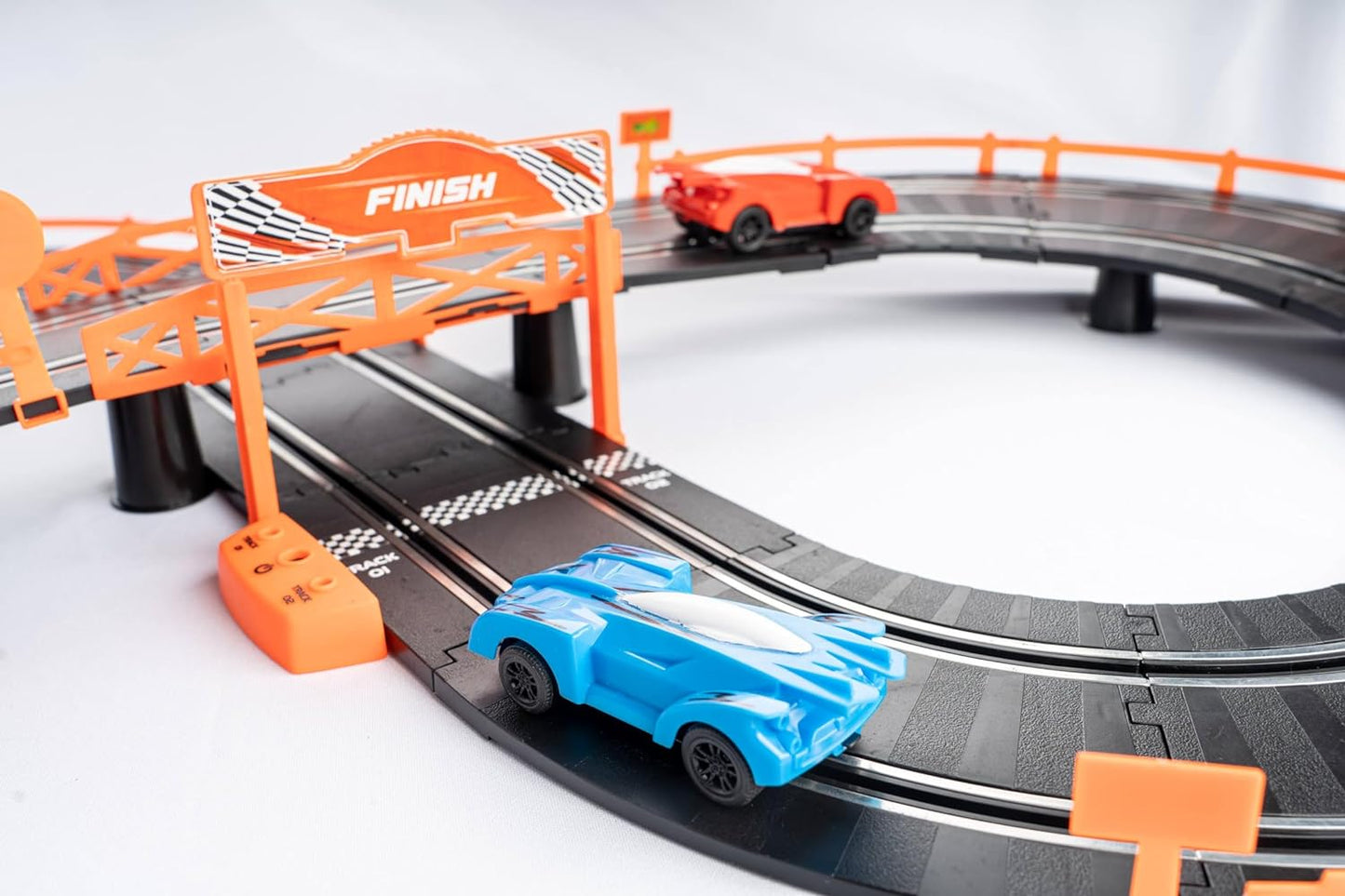 Fundle Toys - Circuit 08 Electric Racing Car Track