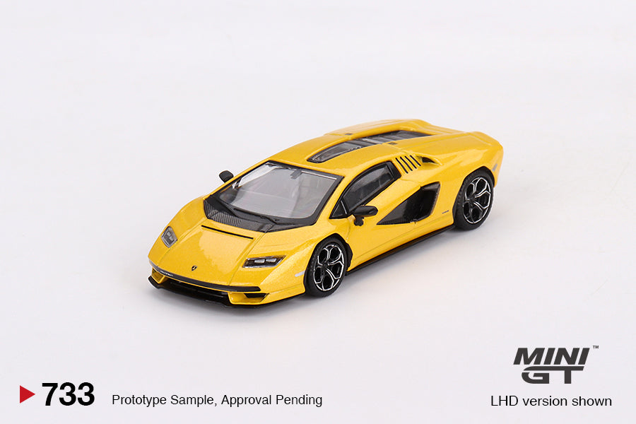 Mini GT Lamborghini Countach LPI 800-4
