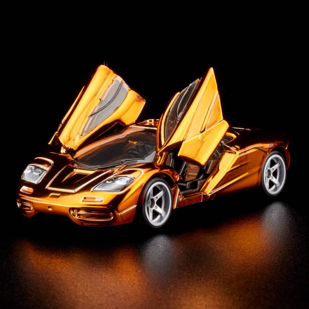 Hot Wheels McLaren F1 Red Line Club Exclusive With Acrylic Case