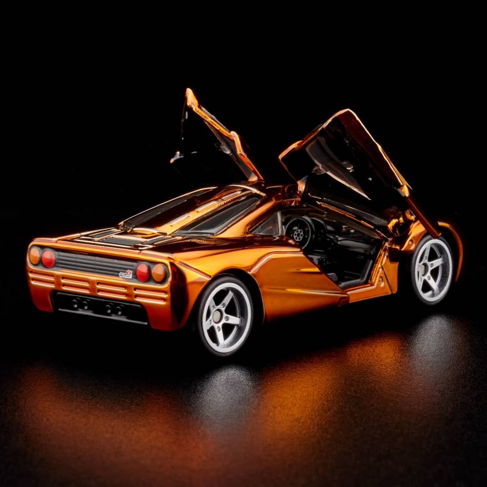 Hot Wheels McLaren F1 Red Line Club Exclusive With Acrylic Case