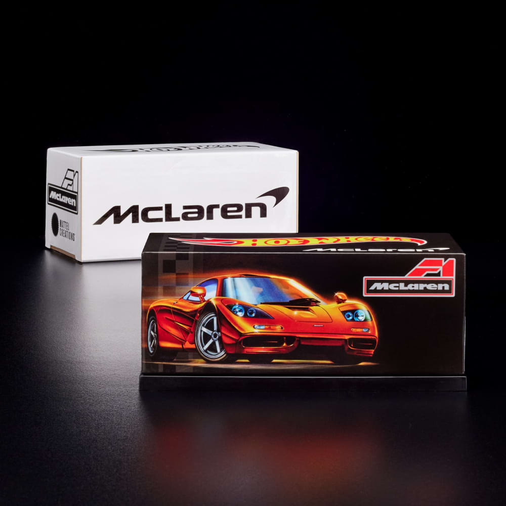 Hot Wheels McLaren F1 Red Line Club Exclusive With Acrylic Case