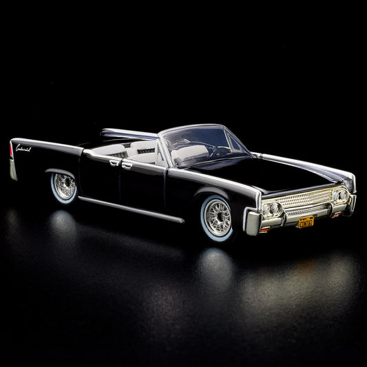 Hot Wheels '61 Lincoln Continental Red Line Club Exclusive With Acrylic Case