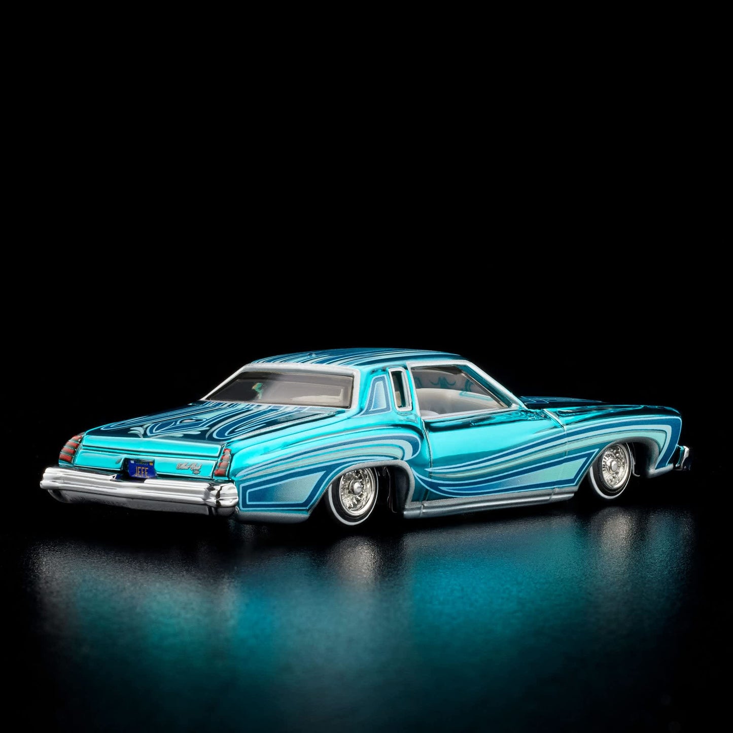 Hot Wheels 1975 Chevrolet Monte Carlo Red Line Club Exclusive