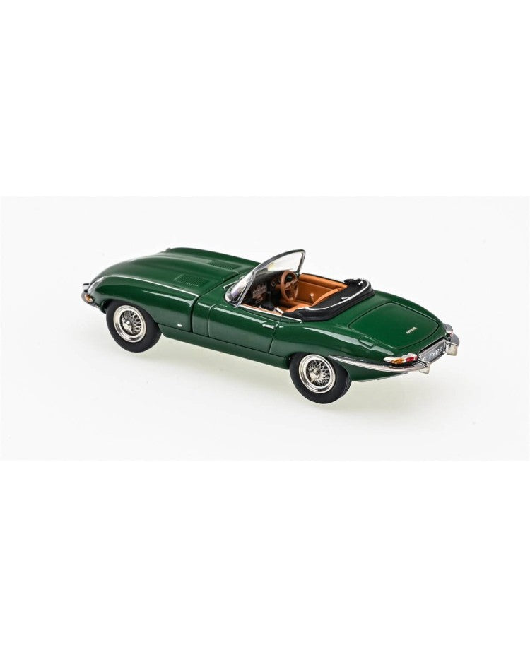 GFCC 1/64 1961 Jaguar E-Type Roadster Limited Edition 145/499 With Acrylic Case