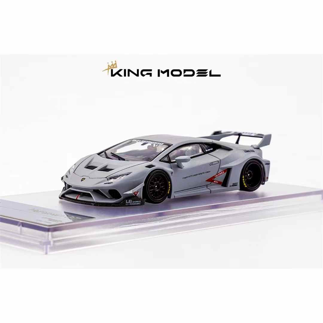 King Model 1/64 LB-Silhouette Works Lamborghini Huracan GT With Acrylic Case