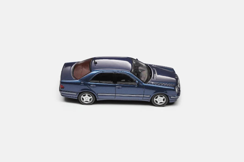 Maxwell 1/64 Mercedes Benz E Class (W210) Limited Edition 016/699 With Acrylic Case