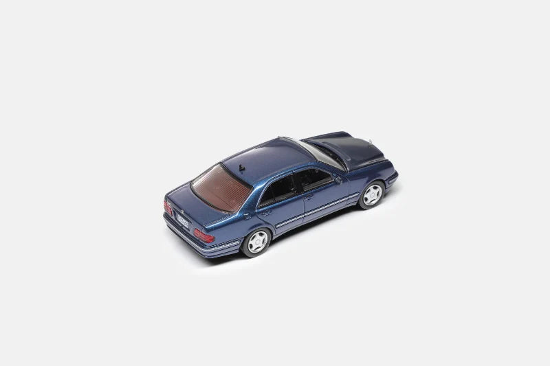 Maxwell 1/64 Mercedes Benz E Class (W210) Limited Edition 016/699 With Acrylic Case