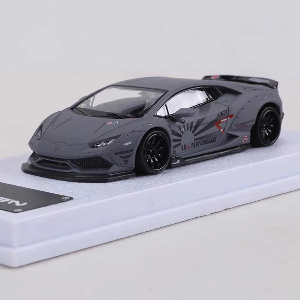 MJ Model 1/64 LB-Performance Lamborghini Huracan With Acrylic Case
