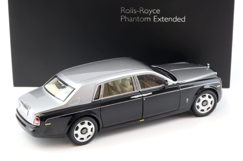 Kyosho 1:18 Rolls-Royce Phantom Extended