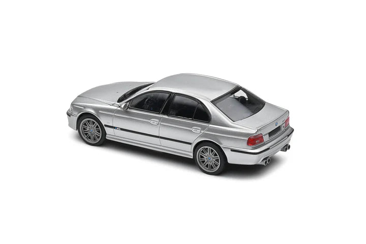 Solido 1:43 BMW E39 M5 2003 5.0 V8 32V Titanium Silver With Acrylic Case
