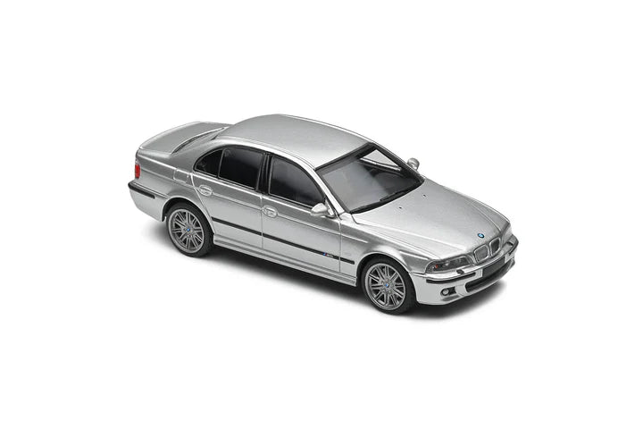 Solido 1:43 BMW E39 M5 2003 5.0 V8 32V Titanium Silver With Acrylic Case