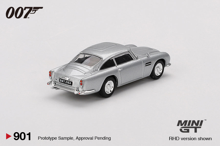 Mini GT Aston Martin DB5 "Thunderball" 007 James Bond Edition Blister Pack