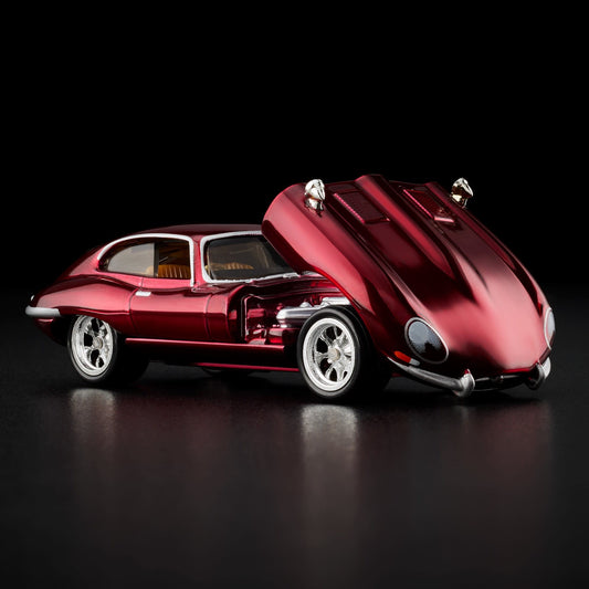 Hot Wheels 1964 Jaguar E-Type Red Line Club Exclusive With Acrylic Case
