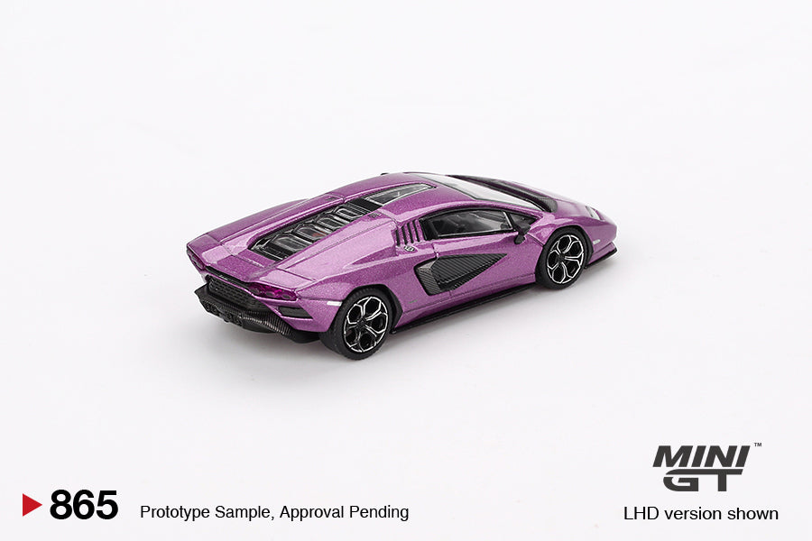 Mini GT Lamborghini Countach LPI 800-4
