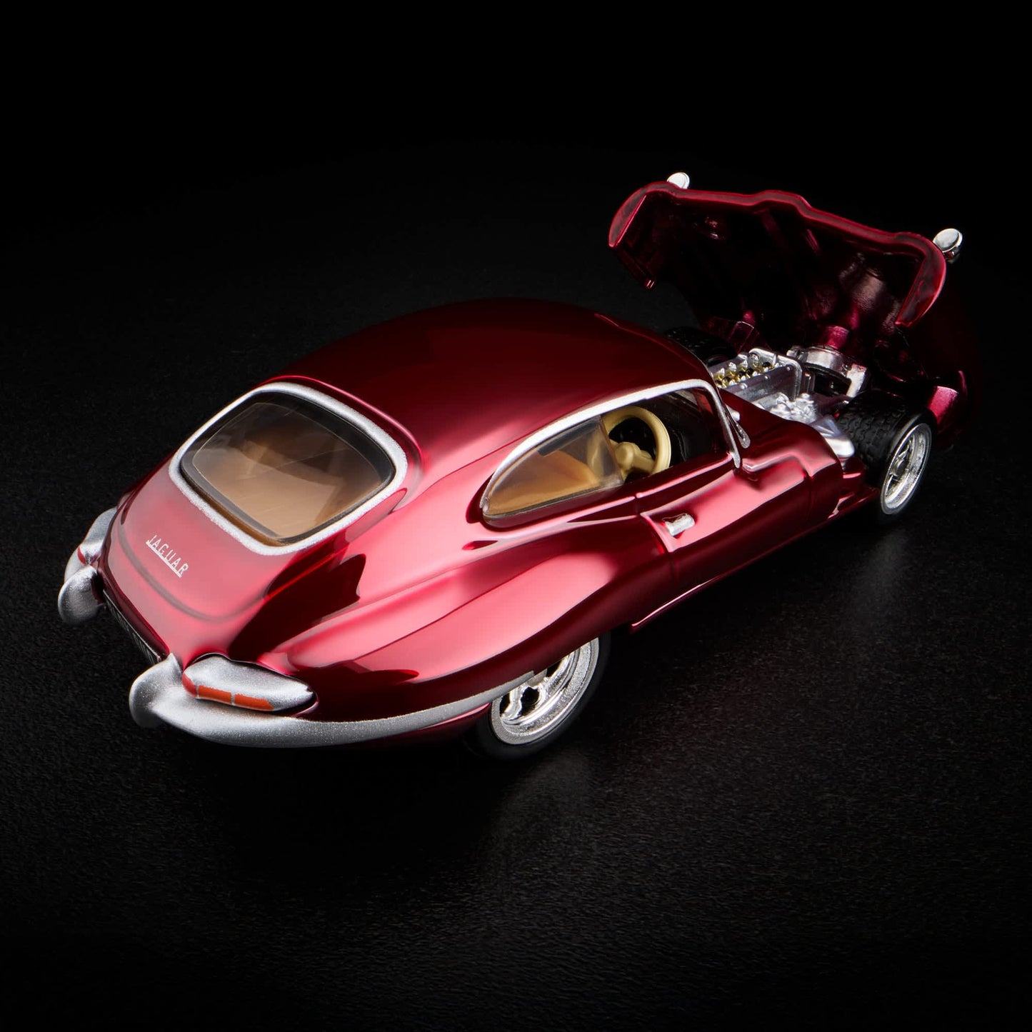 Hot Wheels 1964 Jaguar E-Type Red Line Club Exclusive With Acrylic Case