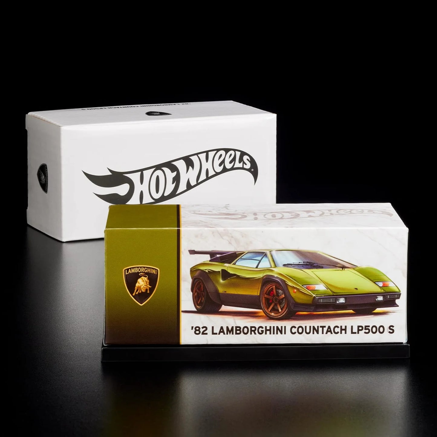 Hot Wheels '82 Lamborghini Countach LP500 S Red Line Club Exclusive With Acrylic Case