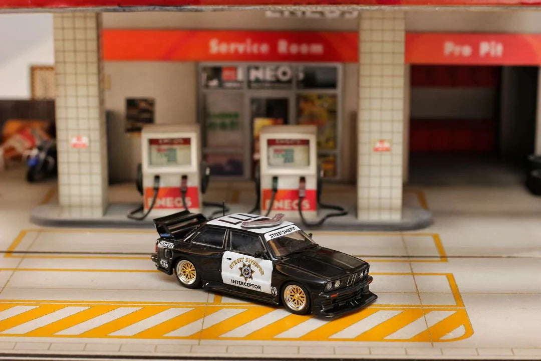 Street Weapon 1/64 BMW E30 M3 LTO Limited Edition 1 Of 499 With Acrylic Case
