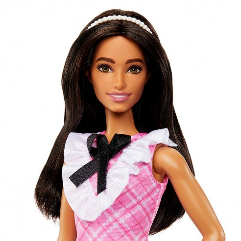 Barbie Fashionista Doll HJT06