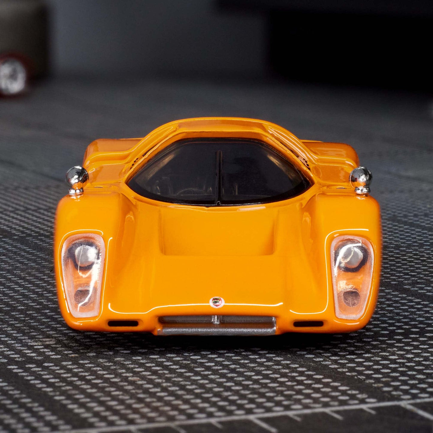 Hot Wheels Elite 64 McLaren M6GT With Card Protector