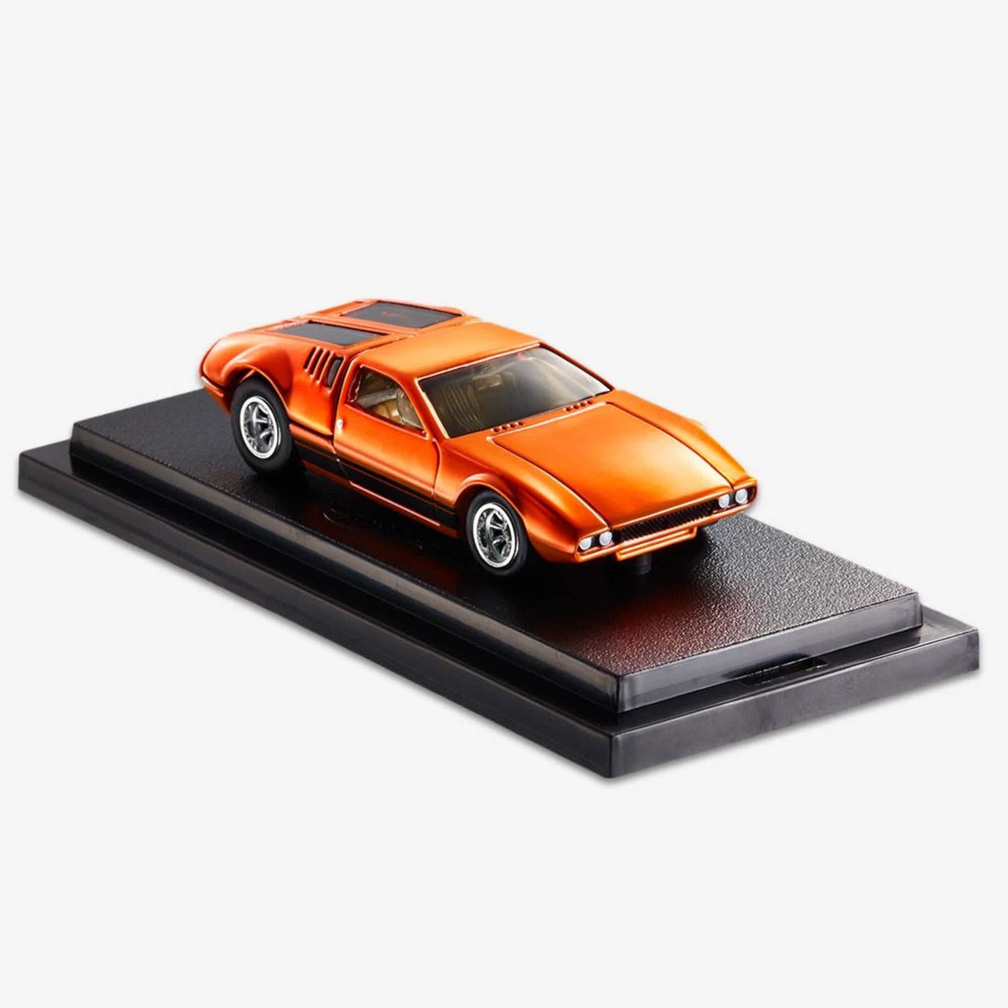 Hot Wheels Collectors Special Edition 1971 De Tomaso Mangusta Red Line Club Exclusive 18882/20000 With Acrylic Case