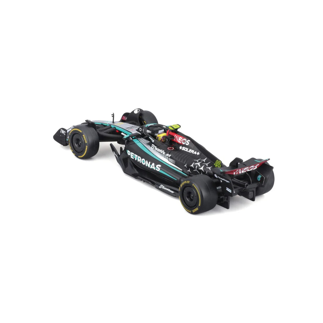 Bburago 1/43 Mecedes-AMG F1 W15 E Performance - Lewis Hamilton