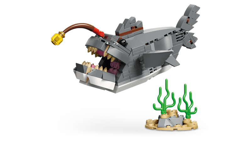 Lego Creator Fierce Shark With A Treasure Chest #31381