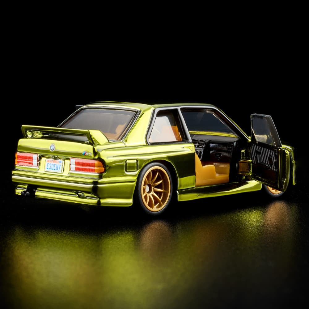 Hot Wheels 1991 BMW M3 Red Line Club Exclusive With Acrylic Case