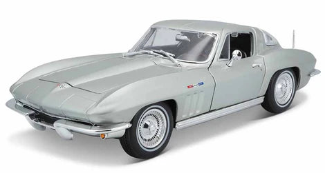 Maisto Special Collection 1/18 1965 Chevrolet Corvette