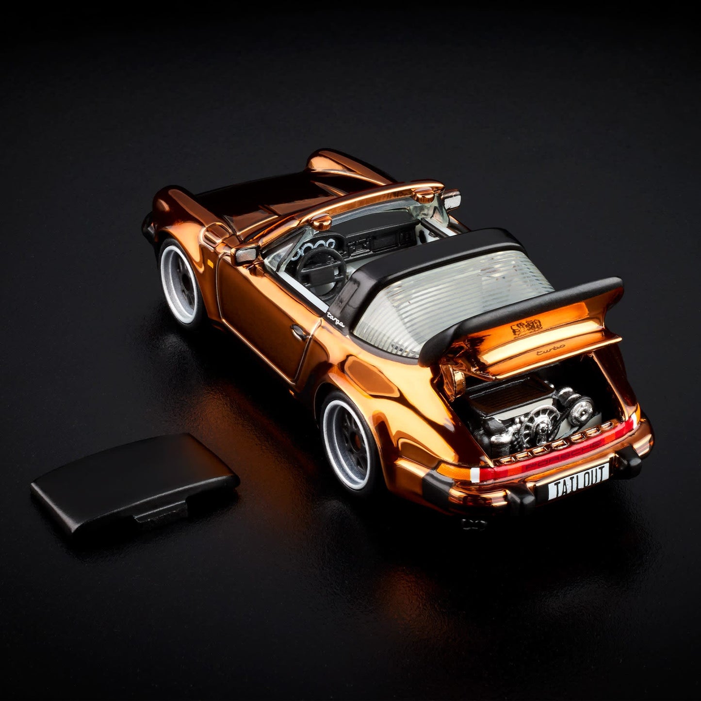 Hot Wheels Porsche 911 Turbo 3.3 Targa Red Line Club Exclusive With Acrylic Case
