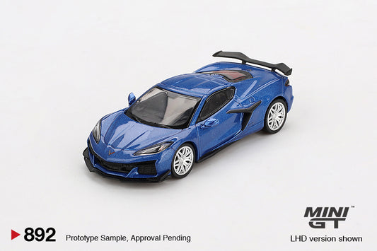 Mini GT Chevrolet Corvette Z06 Blister Pack