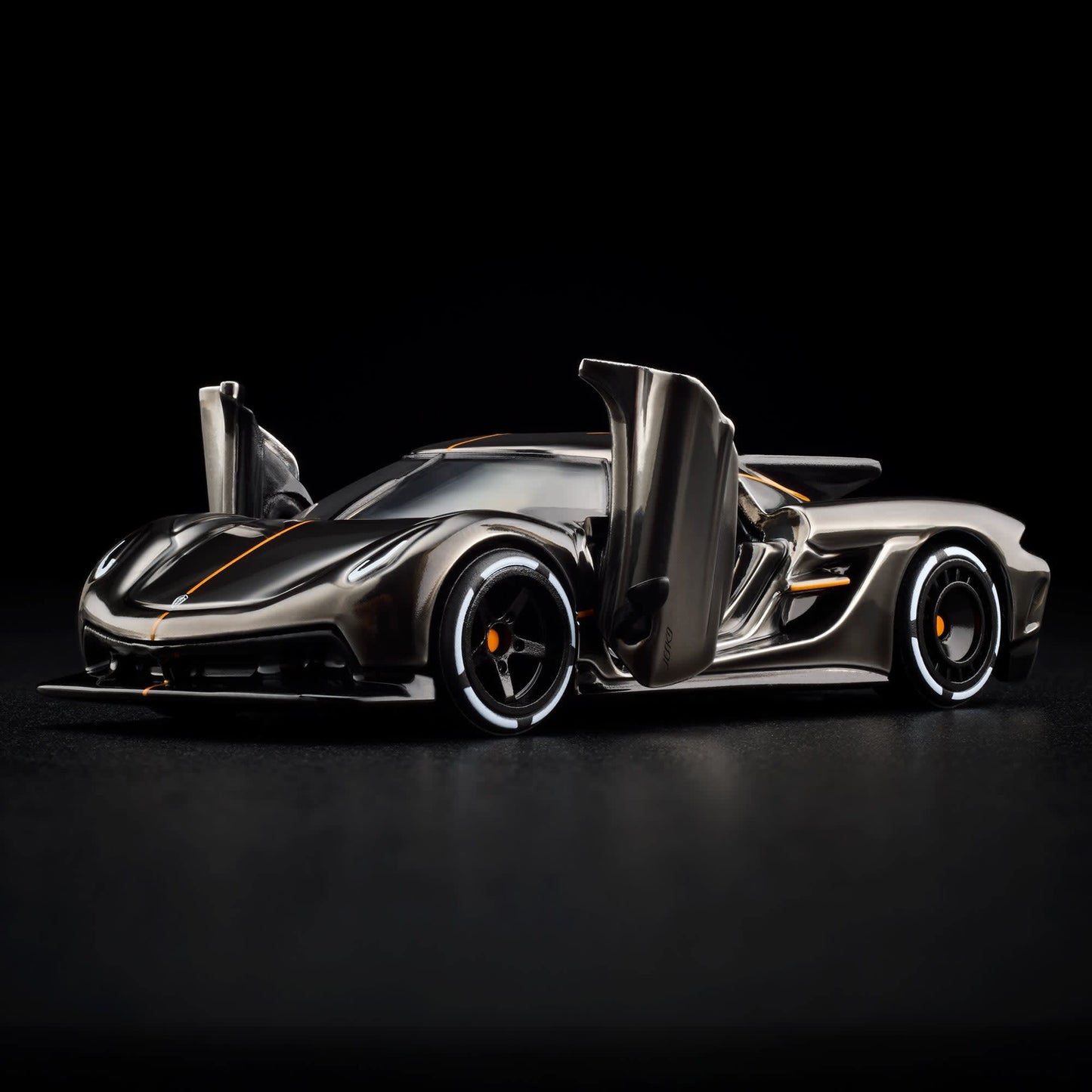Hot Wheels Koenigsegg Jesko Absolut Red Line Club Exclusive With Acrylic Case