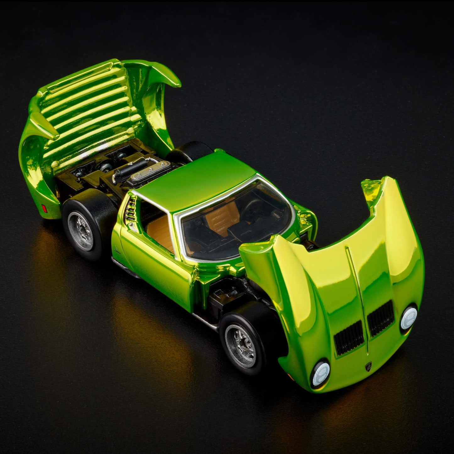 Hot Wheels '71 Lamborghini Miura P400 SV Red Line Club Exclusive With Acrylic Case